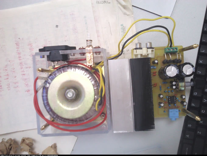 IMG_20120927_153334.jpg tda2030功放与自制玻璃音箱