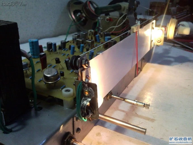 拉线机构3.jpg 拉线机构3.jpg