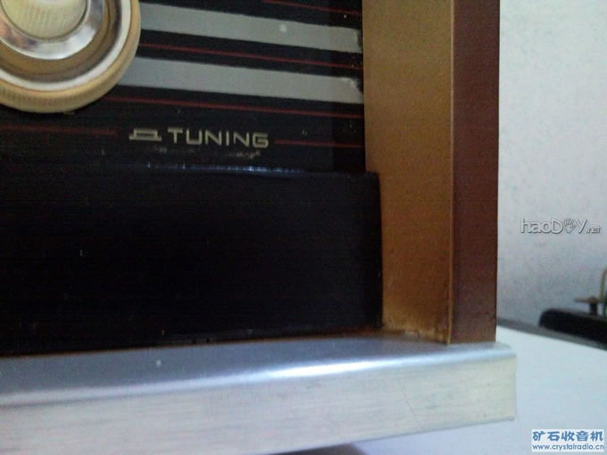 机壳装饰条的安装.jpg 机壳装饰条的安装.jpg