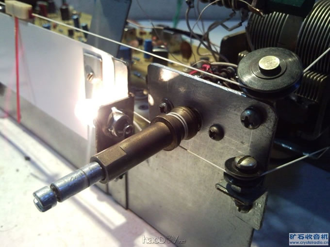 拉线机构6.jpg 拉线机构6.jpg