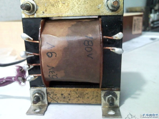 绕制好的电源变压器1.jpg 绕制好的电源变压器1.jpg