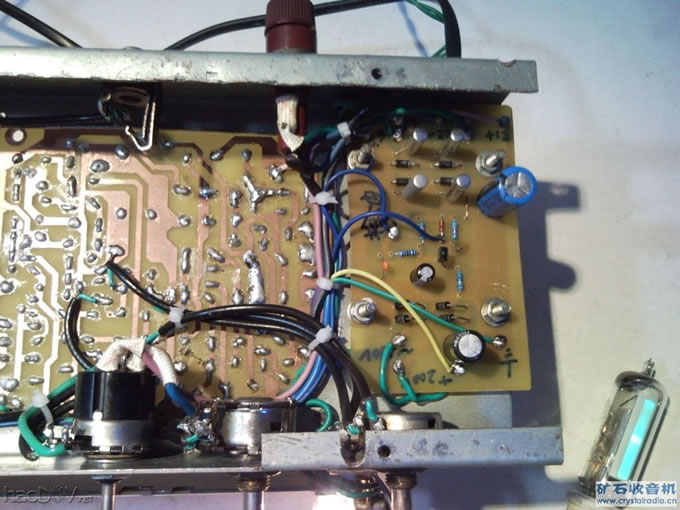 6E2的接线点.jpg 6E2的接线点.jpg