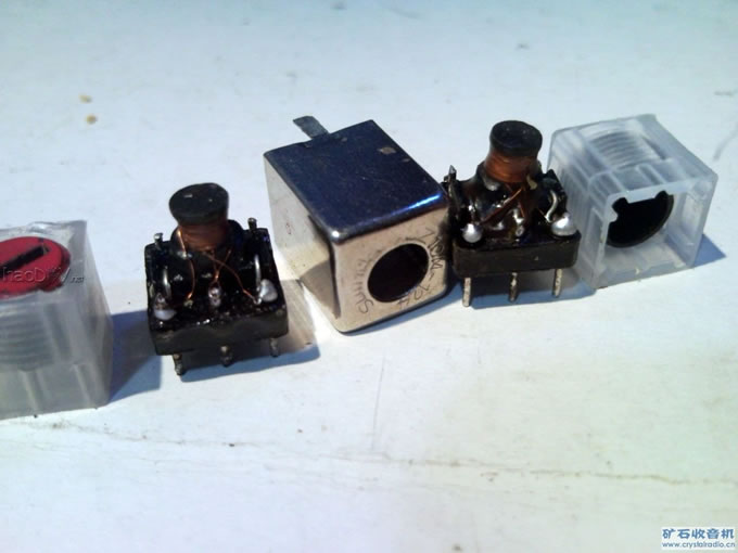 绕制中周2.jpg 绕制中周2.jpg