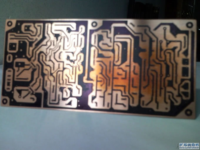 已传印并修正好的主板.jpg 已传印并修正好的主板.jpg