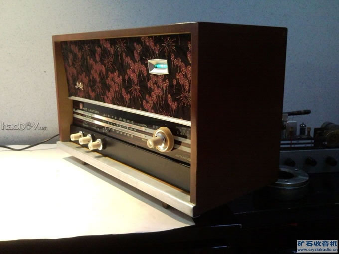 以假乱真的红灯机4.jpg 以假乱真的红灯机4.jpg