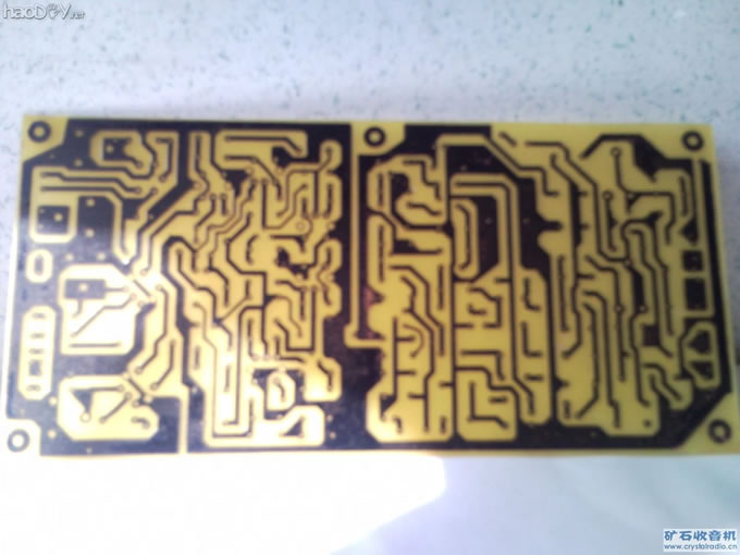 已腐蚀好的主板1.jpg 已腐蚀好的主板1.jpg