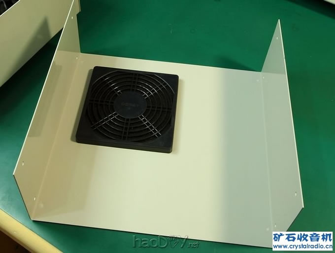 喷塑后顶板内侧装过滤海绵.jpg STM32单片机数控电源