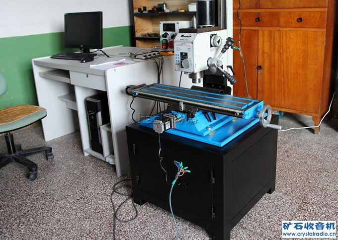 数控铣全貌-800.jpg STM32单片机数控电源