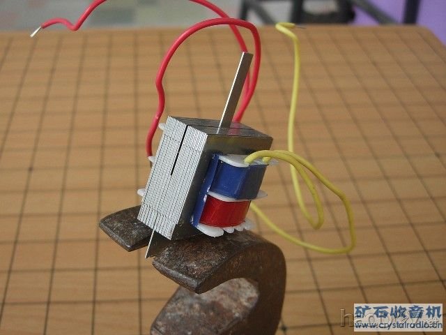 3-06.jpg 人人都能制作的矿石收音机磁芯高阻抗变压器