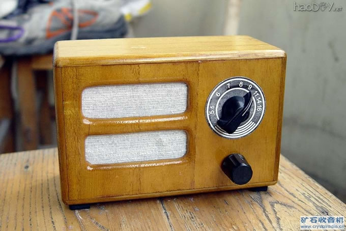 完成图.JPG 两管再生收音机