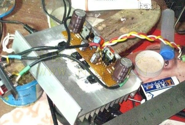 1.jpg 打造木制功放音响壳