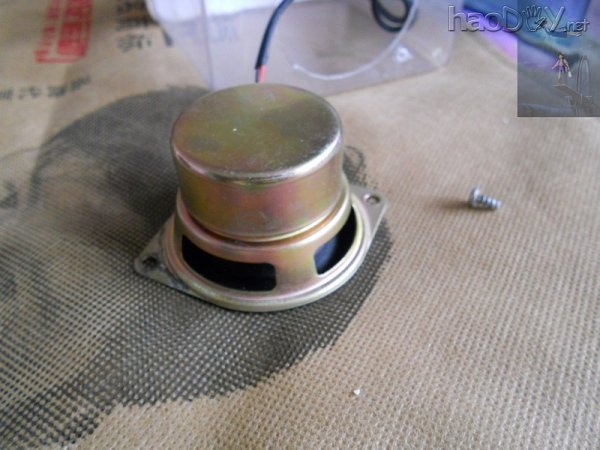 73122f5e5f60be26fbf2c09d.jpg 自制透明小音箱