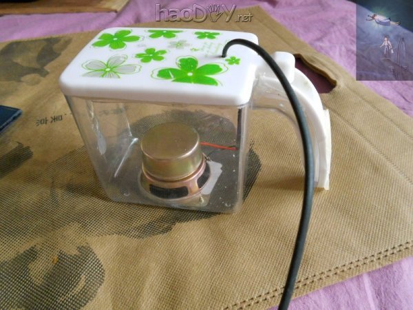 052e84206802cdc14623e88d.jpg 自制透明小音箱