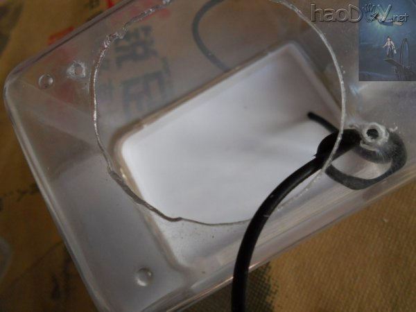 8d2ba056867b3031564e009d.jpg 自制透明小音箱