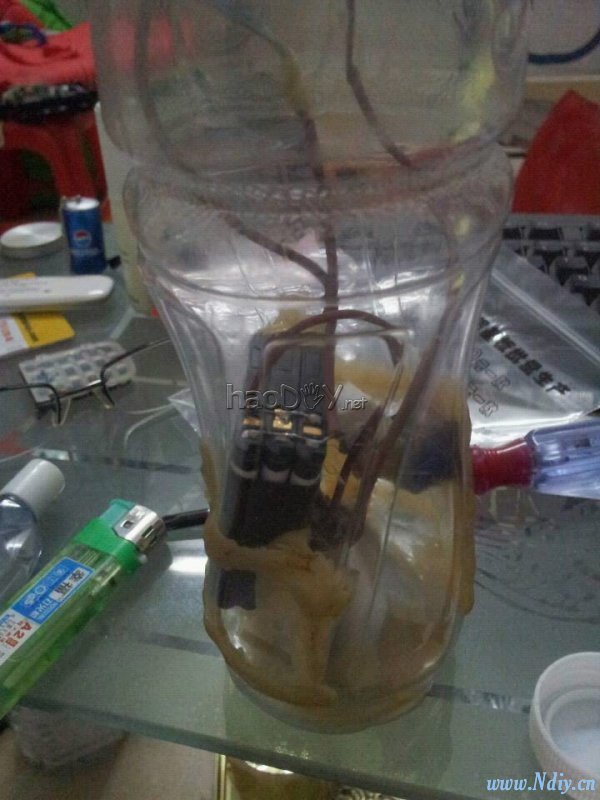 电池 自制LED强光灯防水手电筒