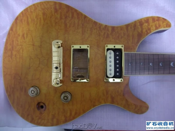 琴体粗磨+预装琴桥,看看效果 琴体粗磨+预装琴桥,看看效果