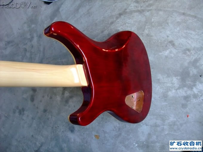 琴体背面抛光 琴体背面抛光