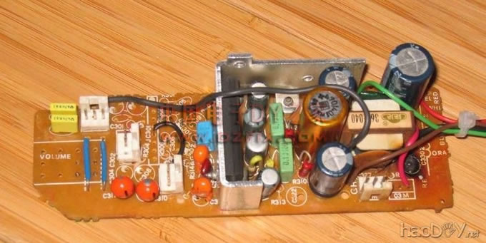 5.jpg DIY了一台收音机,与大家分享一下乐趣。