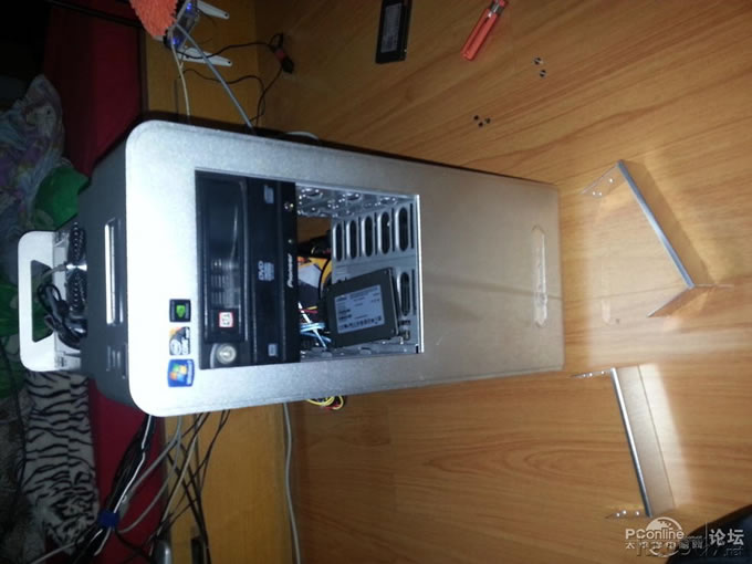 点击查看原图 主板大动工 前置usb3.0前置面板换新装