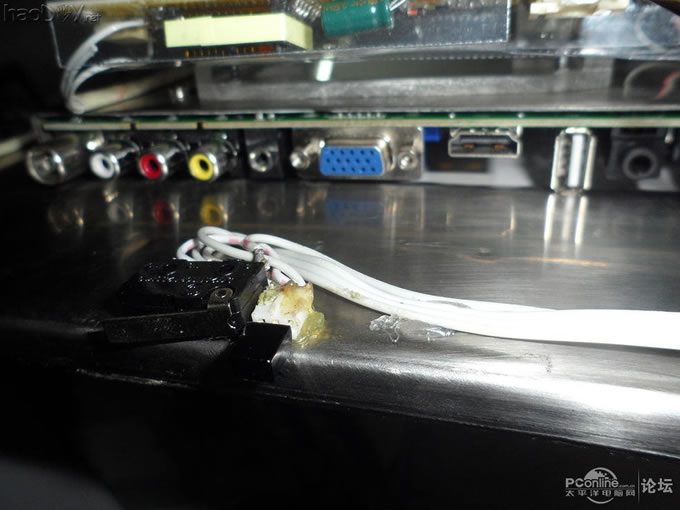 点击查看原图 不到200大洋自己组的超薄显示器、亚克力+不锈钢的极致组合