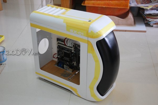 点击查看原图 ECS Modman 2012 參賽作品,全人手製造 GX-01主机电脑