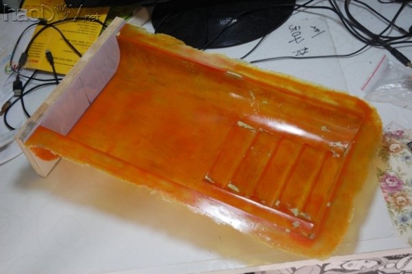 点击查看原图 ECS Modman 2012 參賽作品,全人手製造 GX-01主机电脑