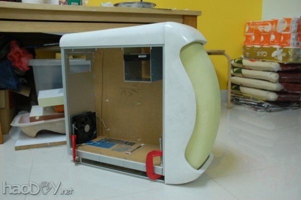 点击查看原图 ECS Modman 2012 參賽作品,全人手製造 GX-01主机电脑