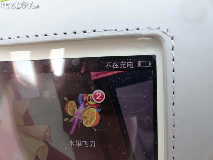 点击检查原图 节能环保无处不在,自制太阳能充电包包