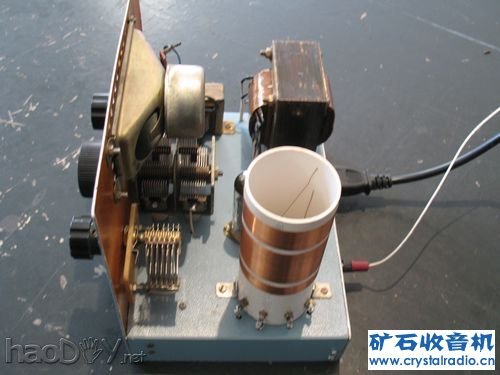 IMG_3860.JPG 交流三灯电子管收音机