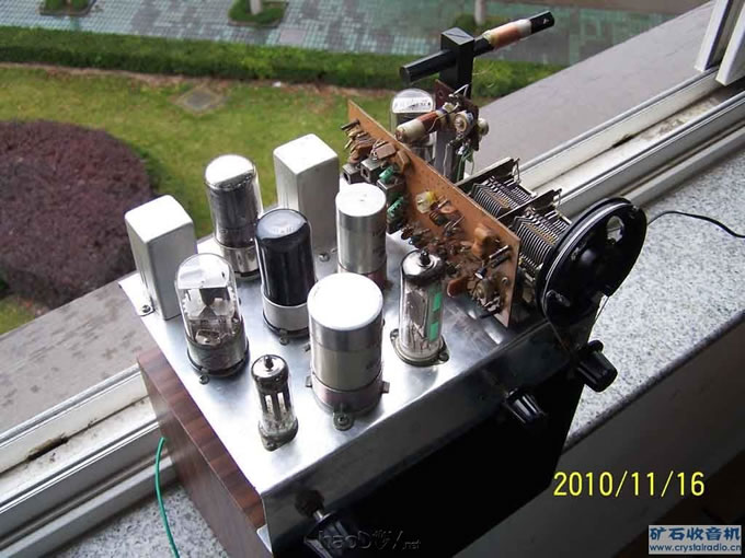 100_5276 副本.jpg 看我diy制作的电子管胆机收音机