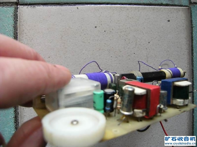 调整大小 照片 160.jpg DIY 调谐高放四管收音机