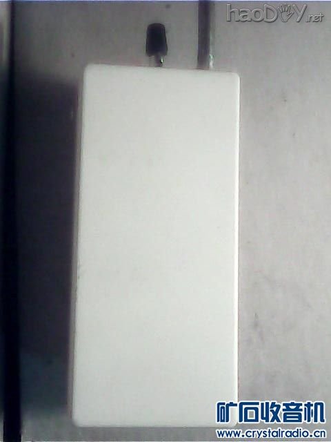 4-4参赛作品:FM矿石收音机:成品背面图.jpg 制作一台音量大的 灵敏度高:矿石FM收音机