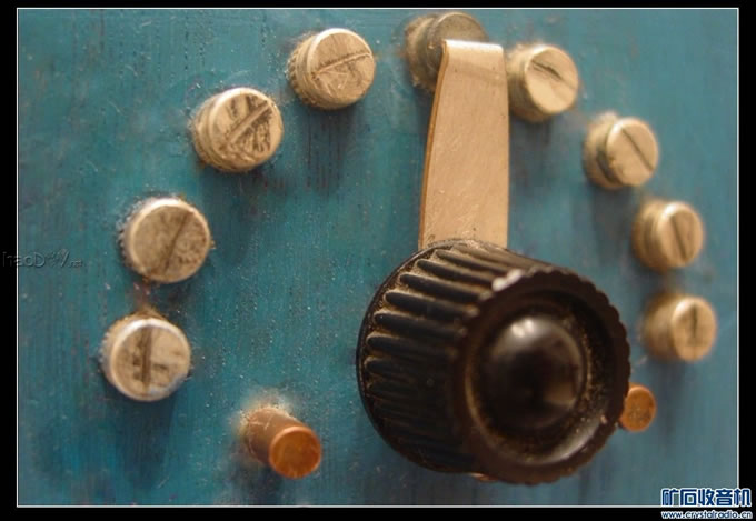 17.jpg 特色礦石收音機