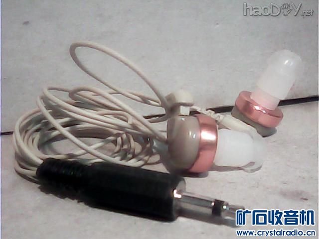 小舌簧耳机.jpg 一台不用天地线、且捡波器为纯矿石的AM矿石收音机