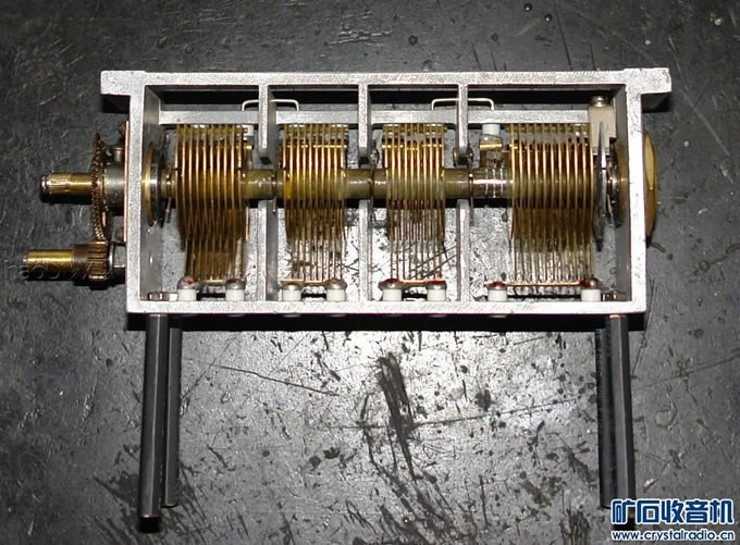 c1四连可变电容.jpg c1四连可变电容.jpg