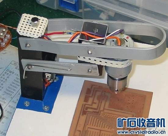 007.jpg DIY一个PCB专用迷你台钻