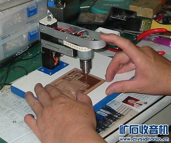009.jpg DIY一个PCB专用迷你台钻