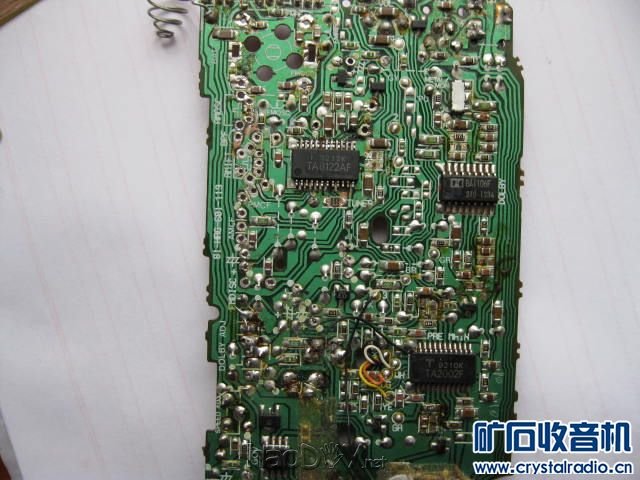 爱华.jpg 手工制作微型带外放AM.FM立体声收音机