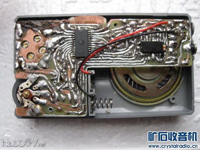 安装.jpg 手工制作微型带外放AM.FM立体声收音机