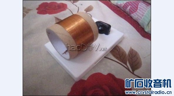 TJMY`60MU4QPJW0P%{6JAD7.jpg 精致的矿石收音机