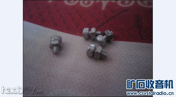 P)~5APEB4QP7%2}JBM~[QB6.jpg 精致的矿石收音机