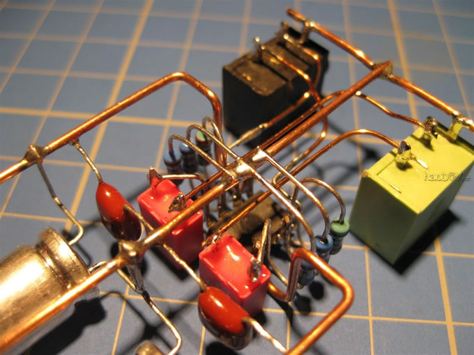 国外的搭棚艺术品 运放opa2132p耳放,耳机放大器