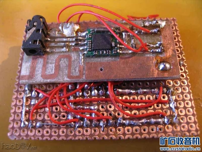 IMG_4073.jpg tea5767+12C2052AD FM 数显小巧收音机