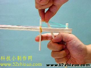 连发皮筋枪 连发皮筋枪制作 附视频