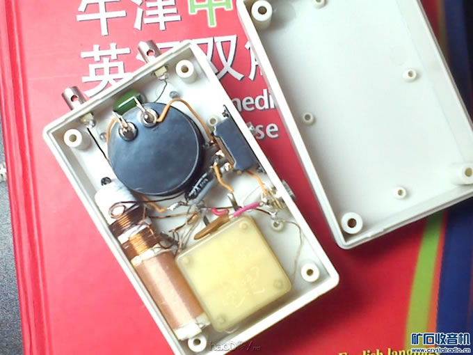 5.jpg 两波段微型矿石收音机