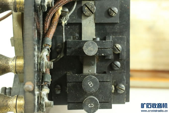 02d.jpg 1918年美国飞机BC-15A火花发报机试机成功