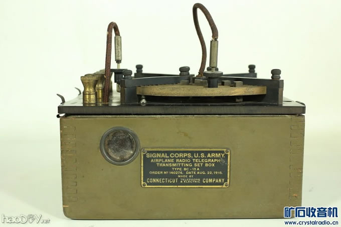 01整机侧面图.jpg 1918年美国飞机BC-15A火花发报机试机成功