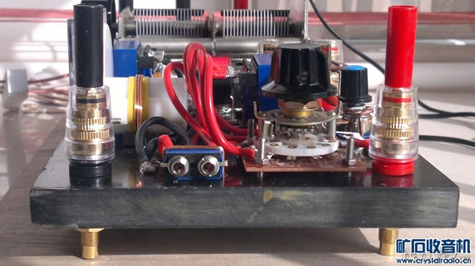 双耳机插孔,左侧64欧姆,右侧800欧姆 再做大环矿石收音机