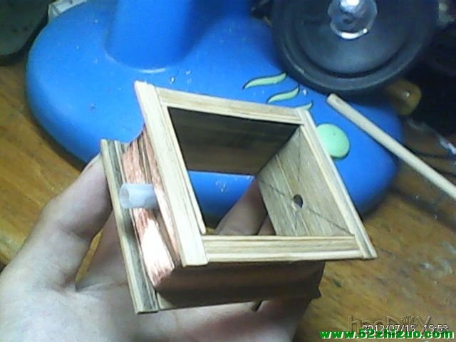 我自制的第一个发电机 我自制的第一个发电机