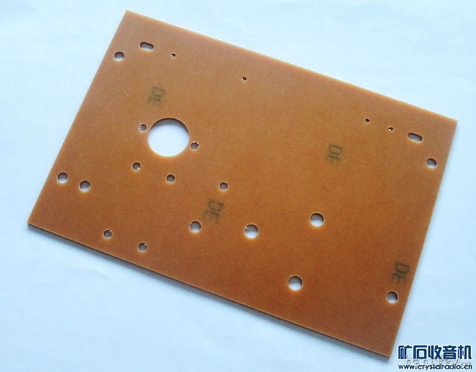 覆铜板挖空.JPG 覆铜板挖空.JPG